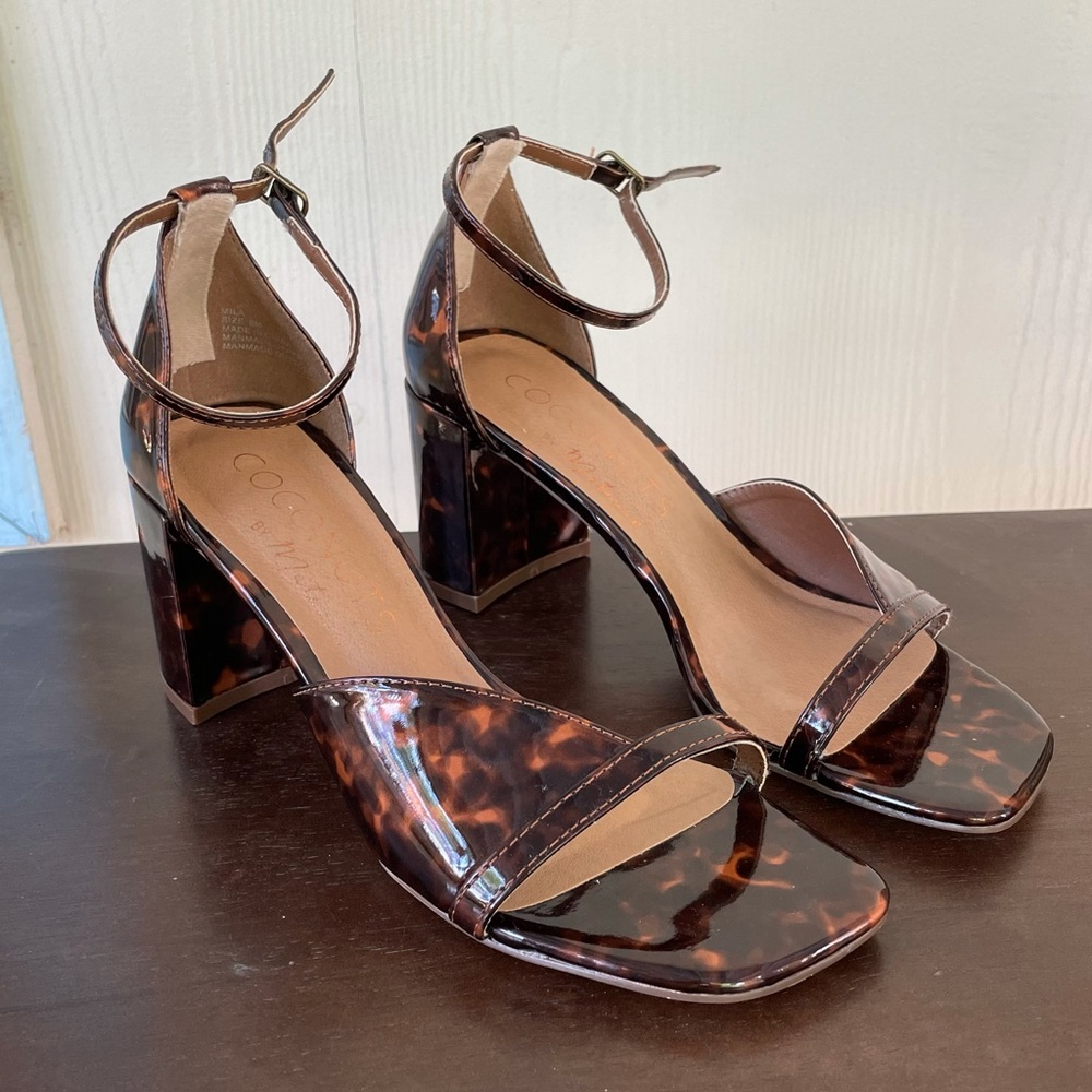 Coconuts by Matisse tortoise shell heels
